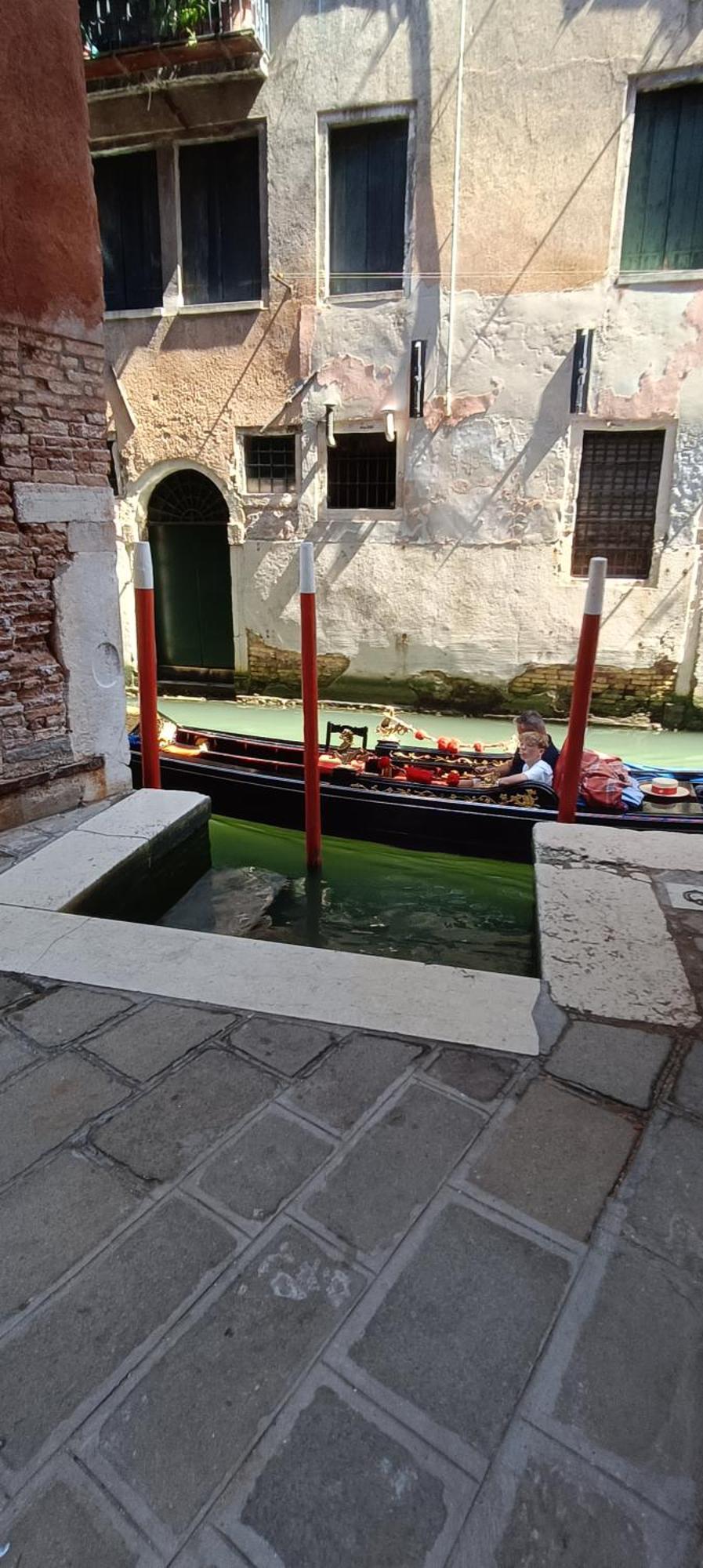 Ca Del Gambero Canal View Venedig Exterior foto